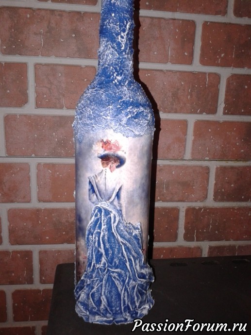 Бутылка "Дама в голубом"