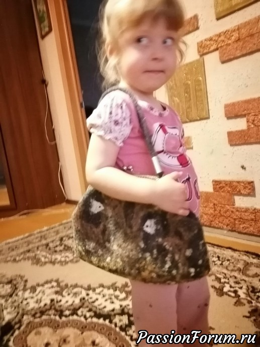 Первая сумка
