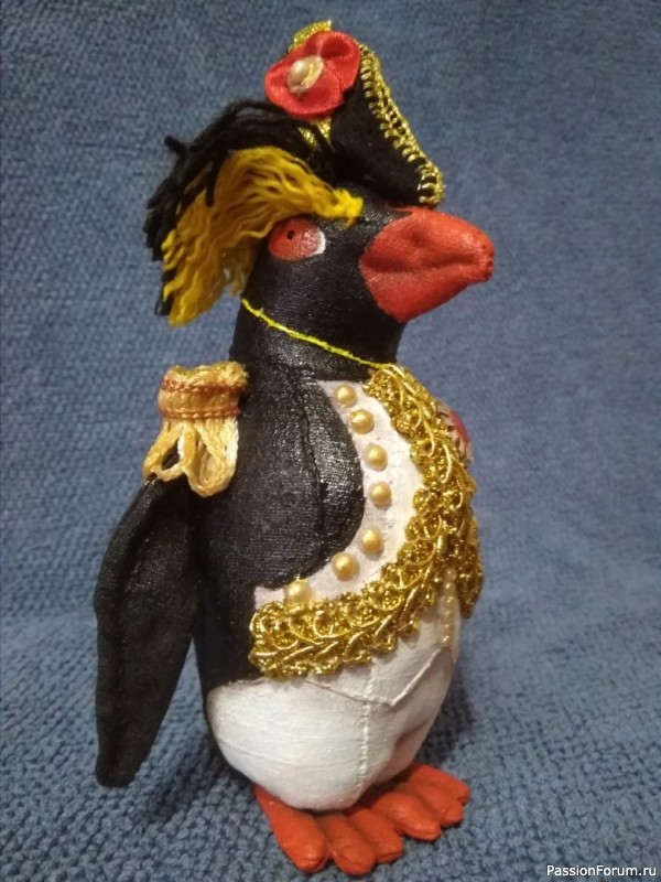 Пингвин Хохлатый (игрушка в технике "грунтованный текстиль", по МК И. Петуховой)