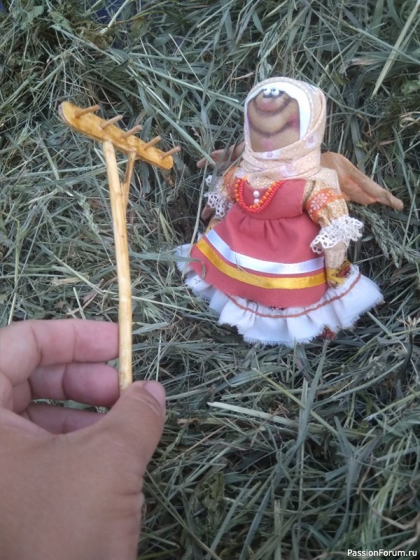 Сенокосная Баба Фея (кукла в технике "грунтованный текстиль")