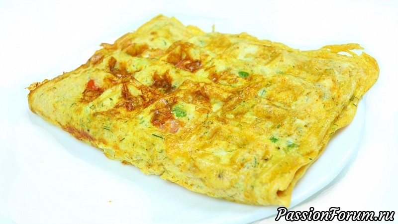 Вкусный омлет с овощами
