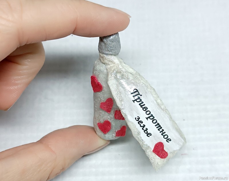 Баба Яга влюблённая! Ватная игрушка - подвеска на ёлку и не только