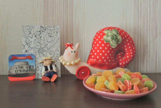 Улиточка! Тильда! Такая красавица! Вкуснющие конфетки, белорусские магнитики и душевная открыточка (которую можно даже раскрасить)))! Улиточка! Тильда! Такая красавица! Вкуснющие конфетки, белорусские магнитики и душевная открыточка (которую можно даже раскрасить)))!