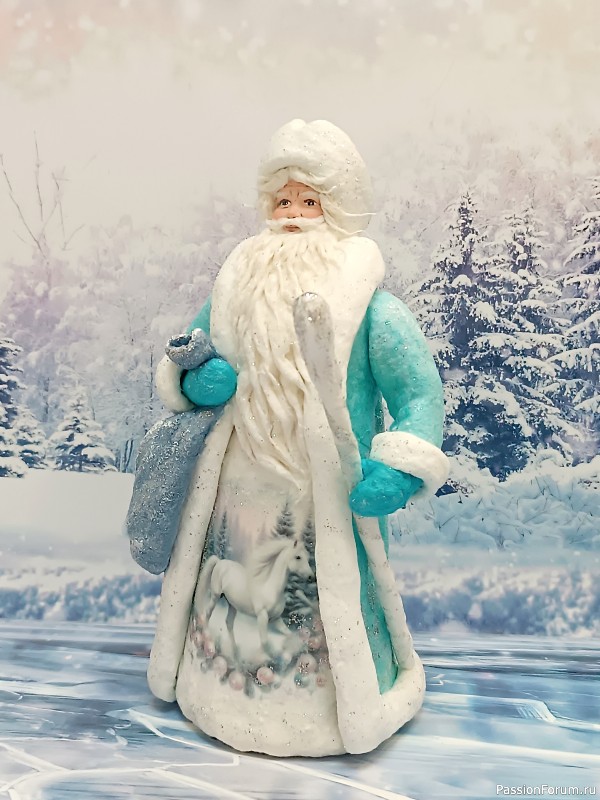 Дедушка Мороз спешит на ёлку!