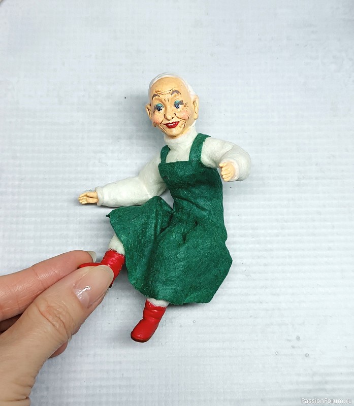 Баба Яга влюблённая! Ватная игрушка - подвеска на ёлку и не только