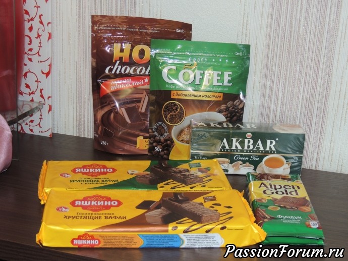 Сладости, чай, кофе, какао... Без вкусняшек никуда))) Сладости, чай, кофе, какао... Без вкусняшек никуда)))