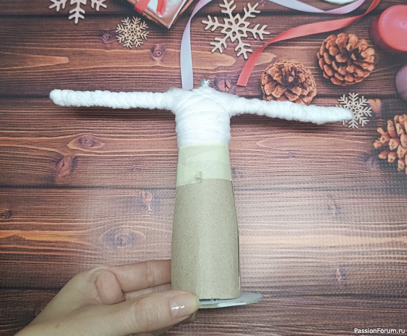 Дедушка Мороз спешит на ёлку!