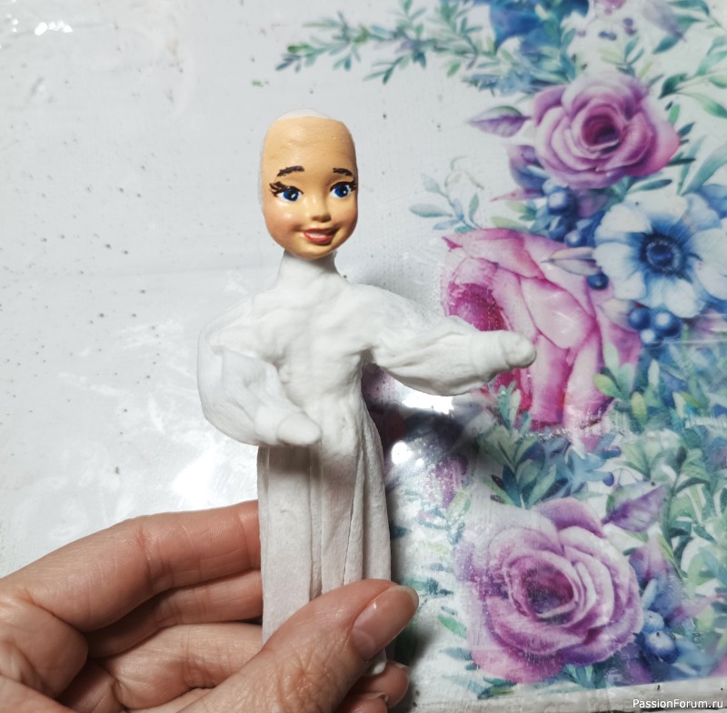 Ватная игрушка "Цветочница Анюта"