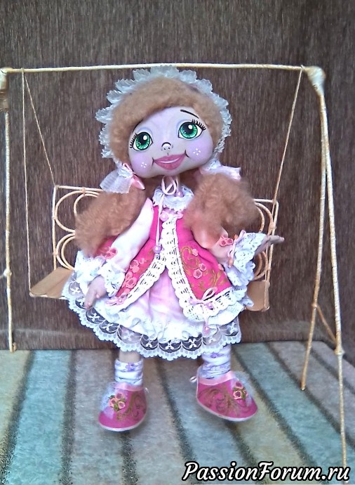 Представляю Вашему вниманию очередную коллекционную куклу Лизонька-Капризонька