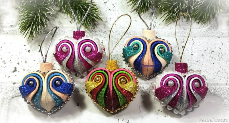 Новогодние игрушки из глиттерного фоамирана. Видео МК