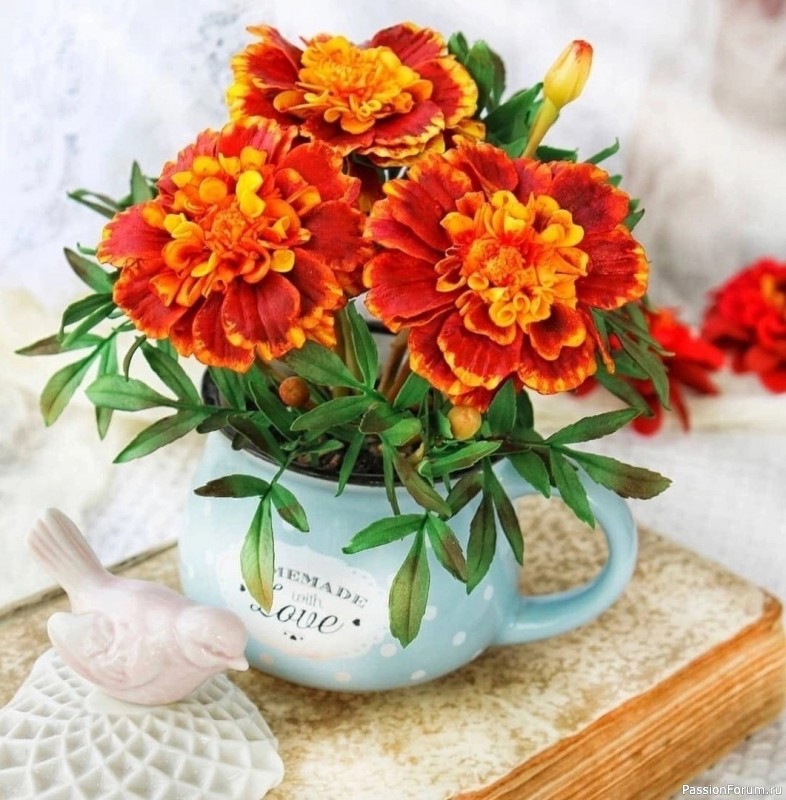 Яркие, пушистые бархатцы из фоамирана. Шаблоны