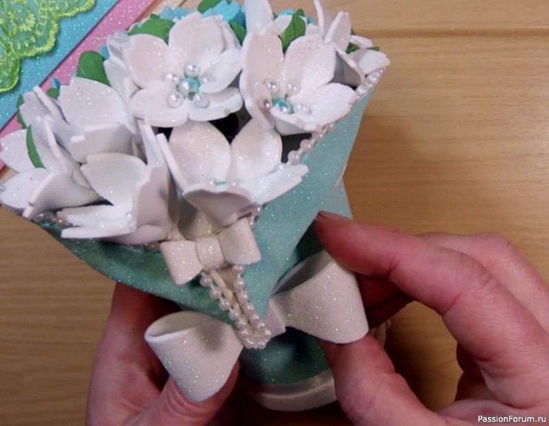 Стаканчик-букет для конфет из фоамирана. МК