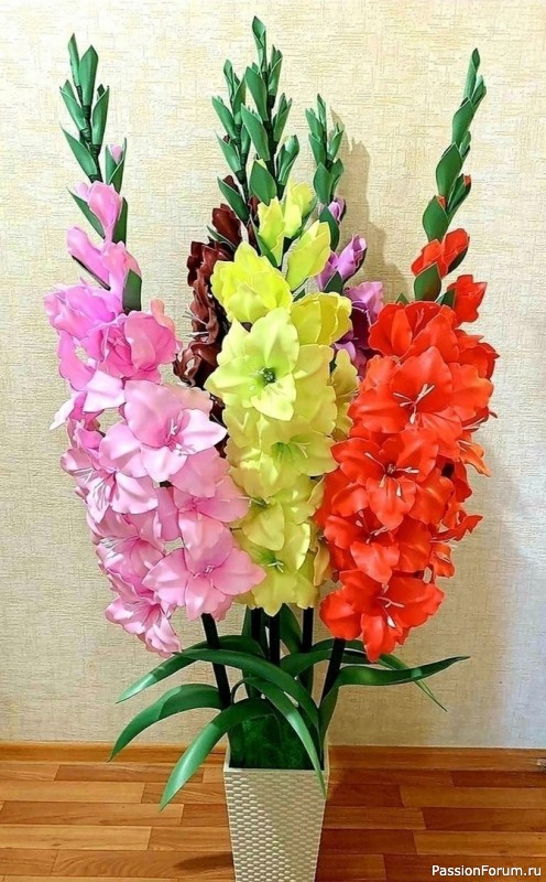 Гладиолусы из фоамирана. Шаблоны