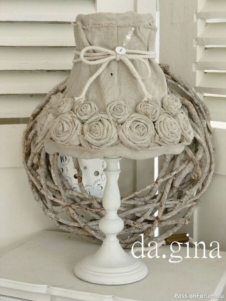 Цветы из мешковины. Идеи декора