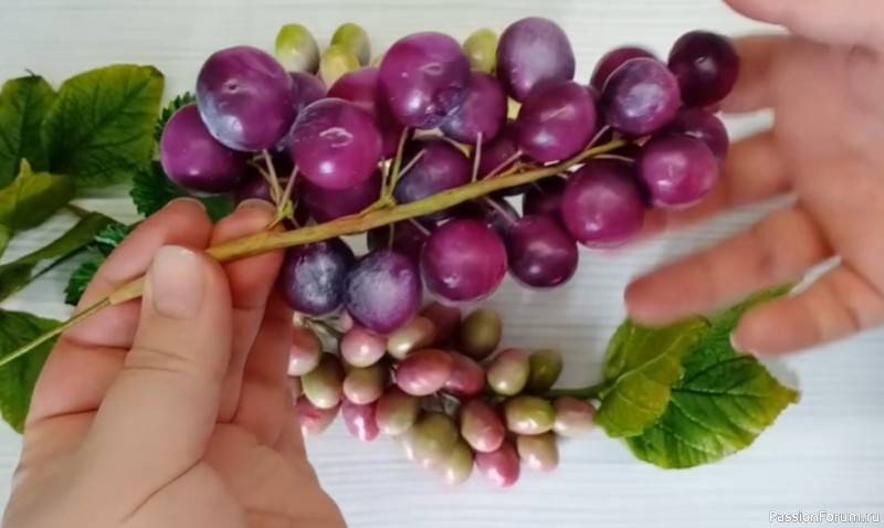 Мастер класс "Виноград" из холодного фарфора. Видео МК