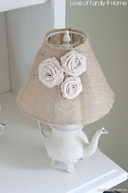 Цветы из мешковины. Идеи декора
