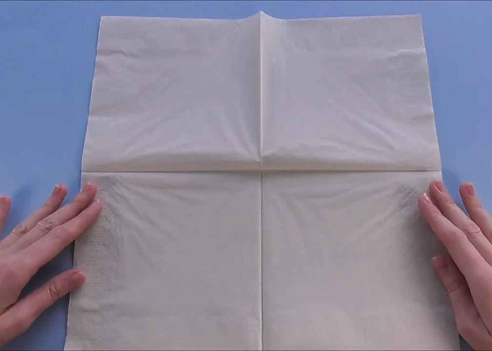 Простая роза из бумажной салфетки. МК