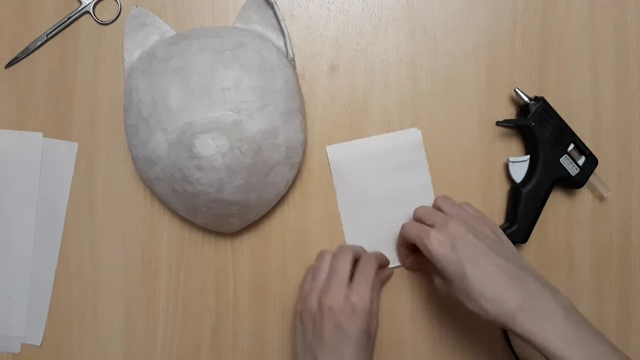 Делаем маску из папье-маше. Японская кошка
