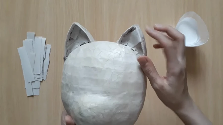 Делаем маску из папье-маше. Японская кошка