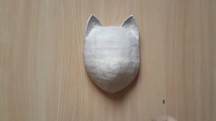 Делаем маску из папье-маше. Японская кошка