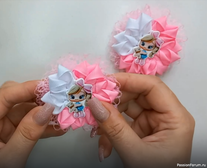 Нежные бантики из лент в технике канзаши. Видео МК