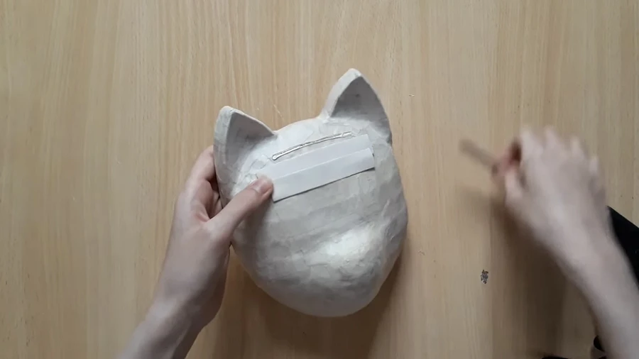 Делаем маску из папье-маше. Японская кошка