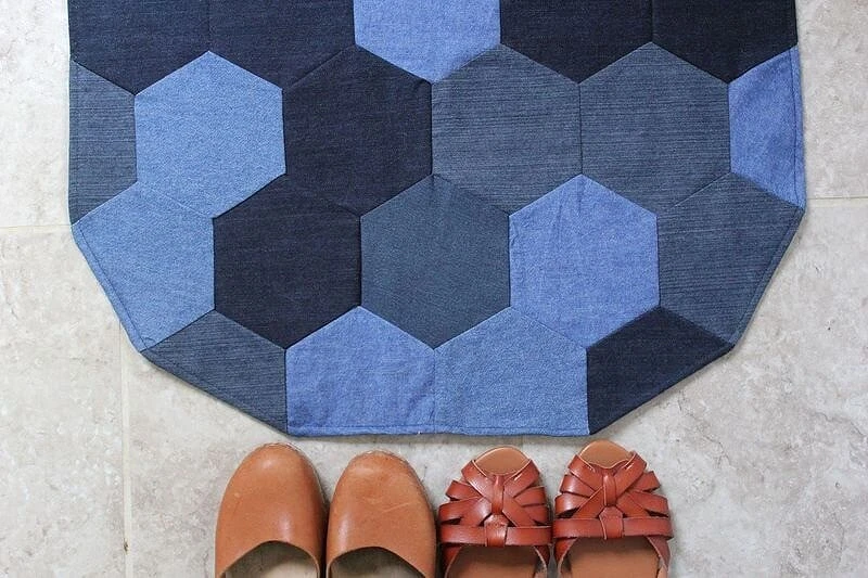 Коврик из старых джинсов: мастер-класс