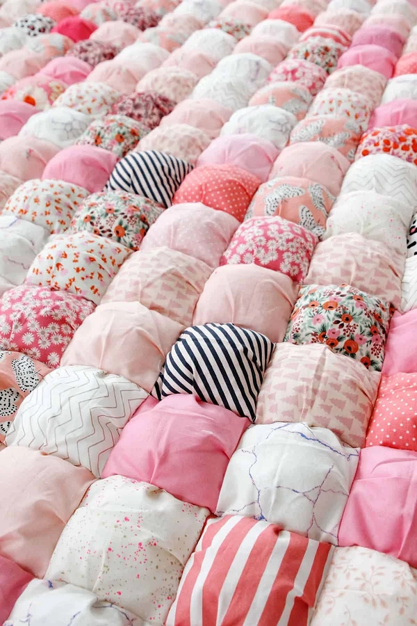 Как сшить бисквитное одеяло бонбон своими руками: подробный мастер-класс