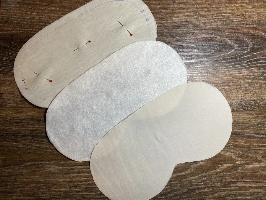 Как сшить маску для сна из натурального шёлка для путешествий: мастер-класс