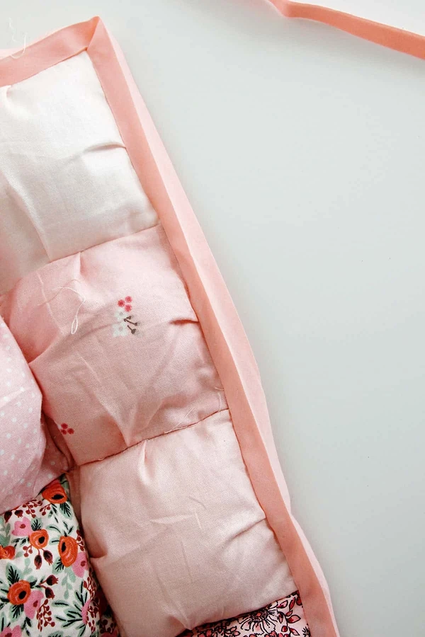 Как сшить бисквитное одеяло бонбон своими руками: подробный мастер-класс