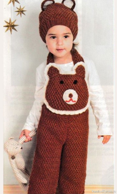Детский комбинезон спицами «Мишка» 4-5 лет