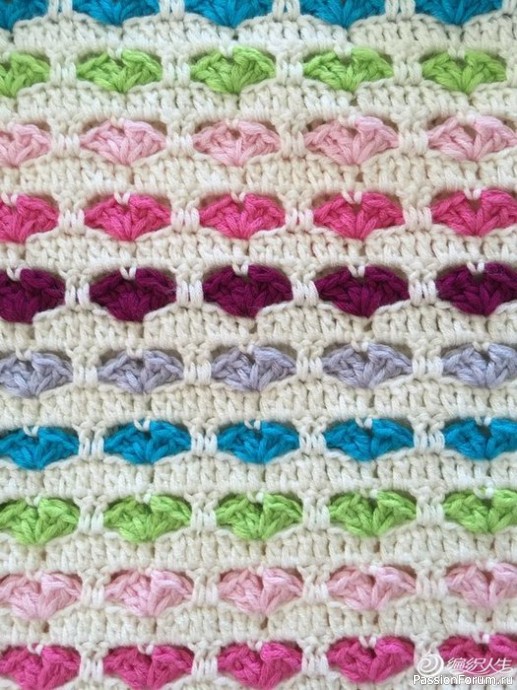 Платье с сердечками крючком. Схема