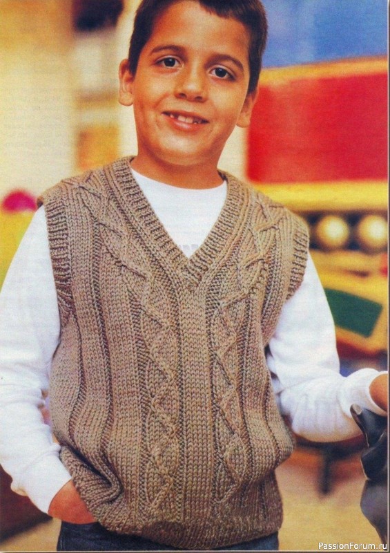 Вязаный жилет для мальчика 7 лет