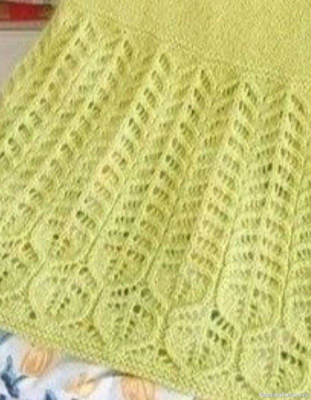 Очаровательное детское платье с яркой лимонной основой