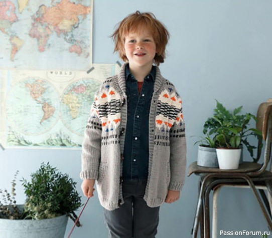 Детский жакет спицами с жаккардовым орнаментом