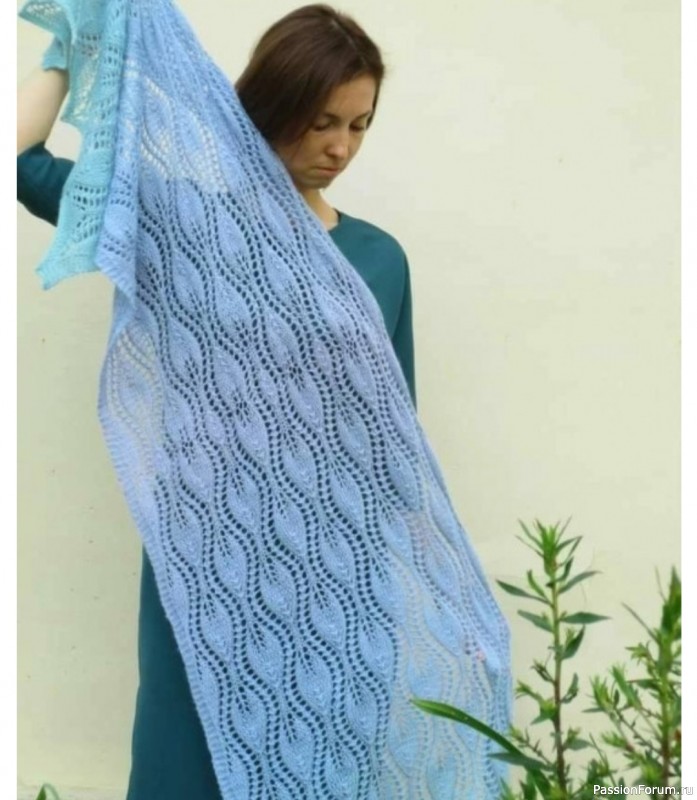 Палантин спицами: просто и красиво!