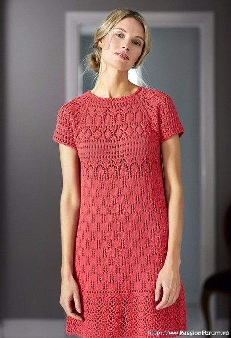 Стильное платье с комбинированными узорами. Схема