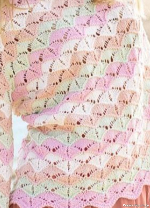 Легкий свитер с уникальным ажурным узором ﻿