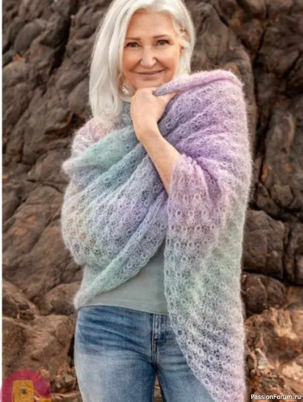 Ажуpный мохеpовый пaлaнтин