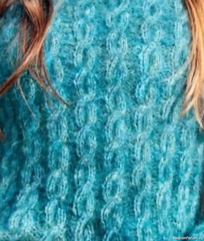 Пуловер с расклешенными рукавами. Описание