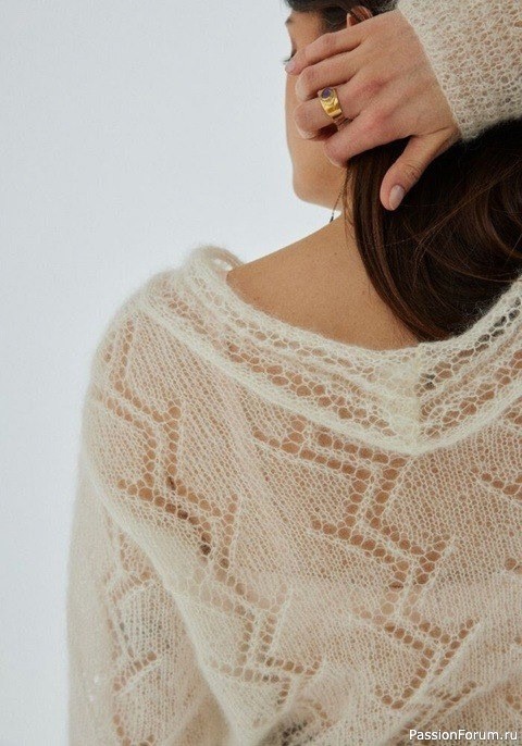Ажурный мохеровый джемпер. Описание