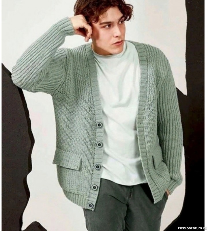 Мужской кардиган на пуговицах с V-образным вырезом