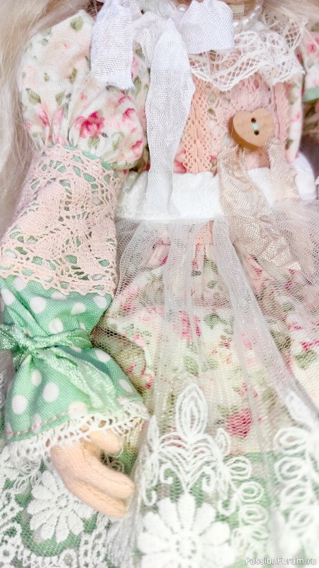 Авторская текстильная шарнирная кукла - Полли