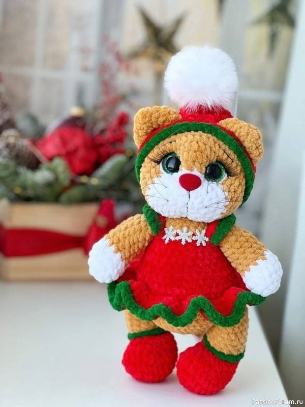 Плюшевая кошечка крючком. МК