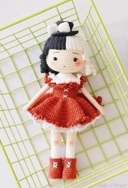 Куколка Круэлла крючком. МК