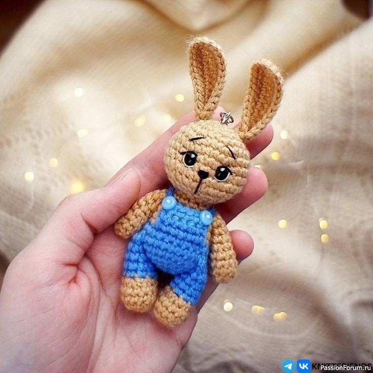 Маленький зайка крючком. МК