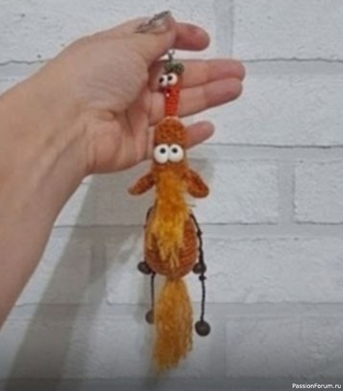 Брелок Лошадка крючком. МК