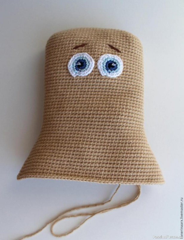 Вяжем крючком милую собачку