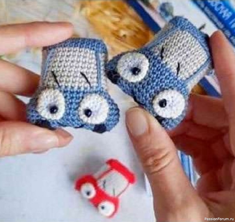 Автомобильчик крючком. МК