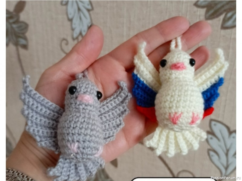 Брелок &laquo;Голубь&raquo; крючком. Описание